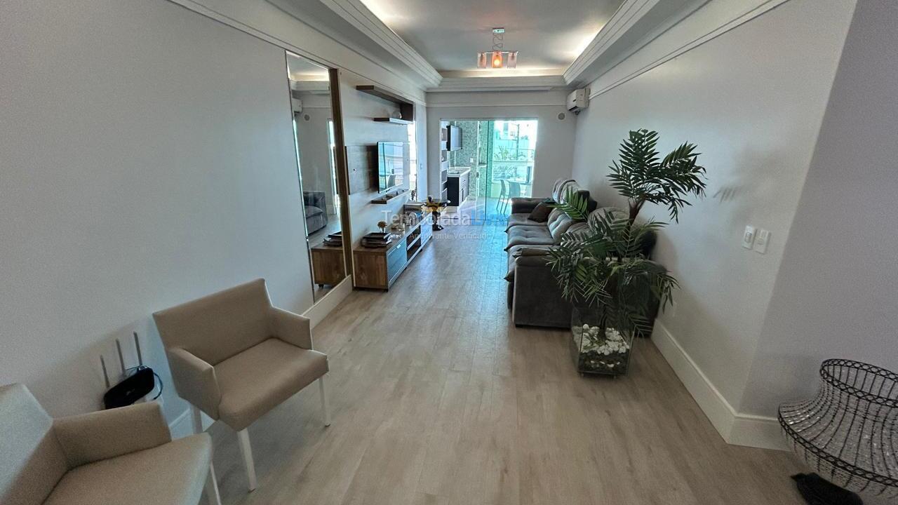 Apartment for vacation rental in Bombinhas (Praia de Bombas)