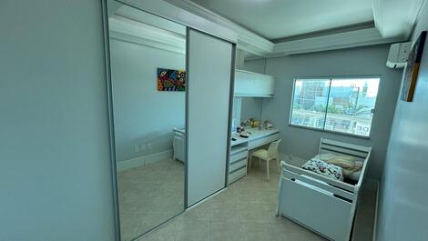 🌅 Penthouse with pool and sea view in Bombas