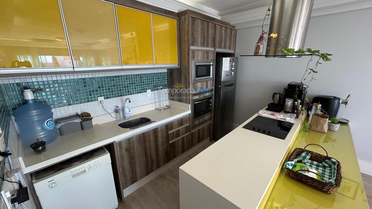 Apartment for vacation rental in Bombinhas (Praia de Bombas)