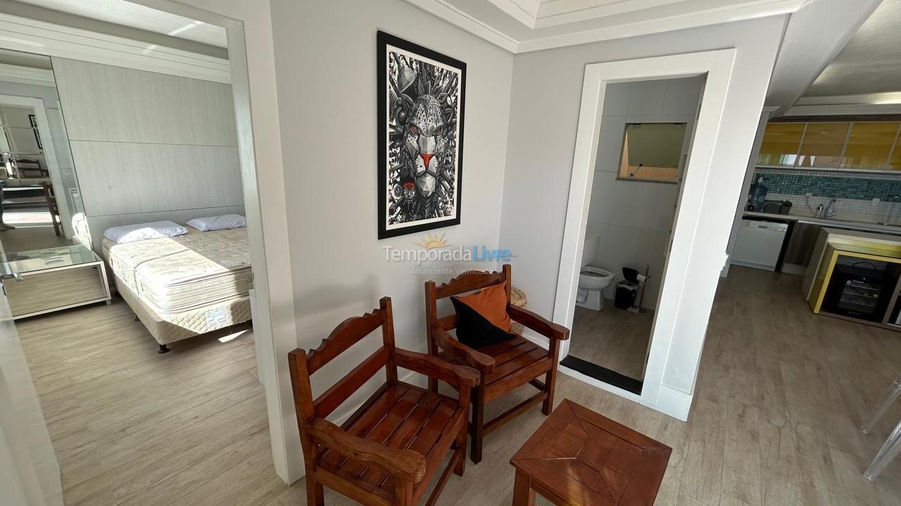 Apartment for vacation rental in Bombinhas (Praia de Bombas)