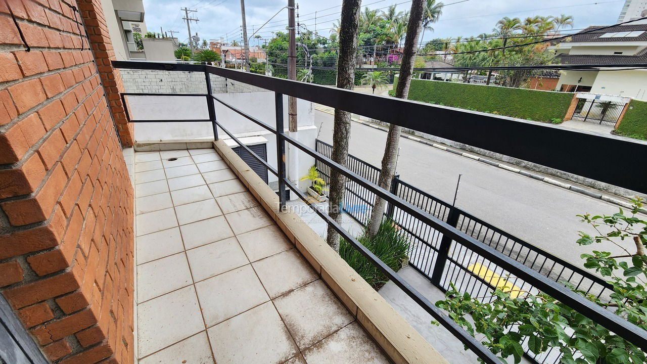 Apartment for vacation rental in Guarujá (Enseada)