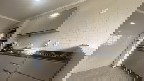 Apartamento em Canto Grande a 200 m. do mar - Bombinhas