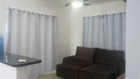 Casa con piscina en Itapoá, capacidad para 8 personas, a 500 m del mar.