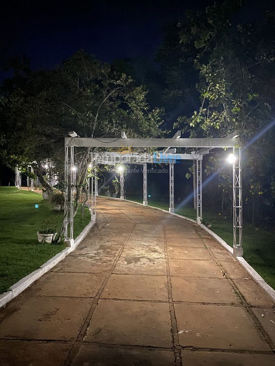 Granja para alquiler de vacaciones em Chapada dos Guimarães (Estrada da Cachoeira Rica Km 10)