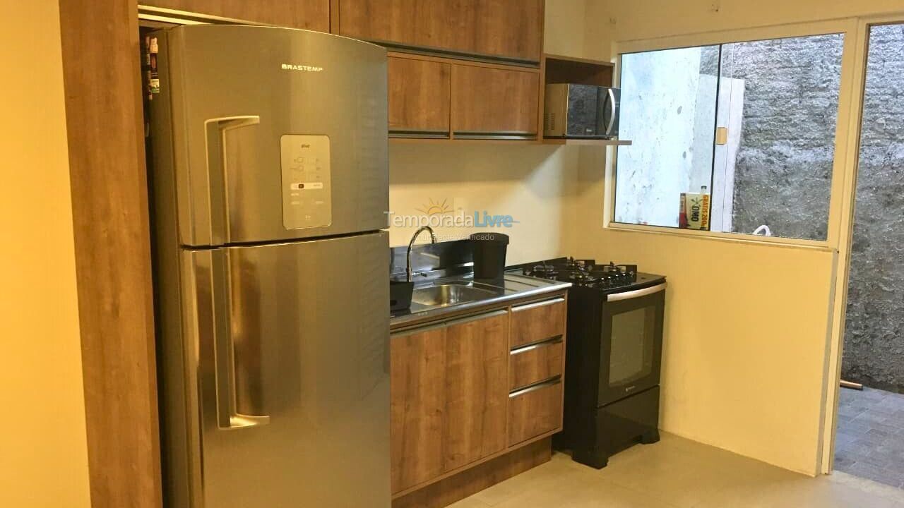 Apartamento para aluguel de temporada em Florianópolis (Praia do Santinho)