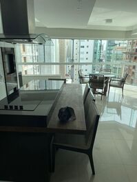 Spacious 3-bedroom apartment in Barra Sul.