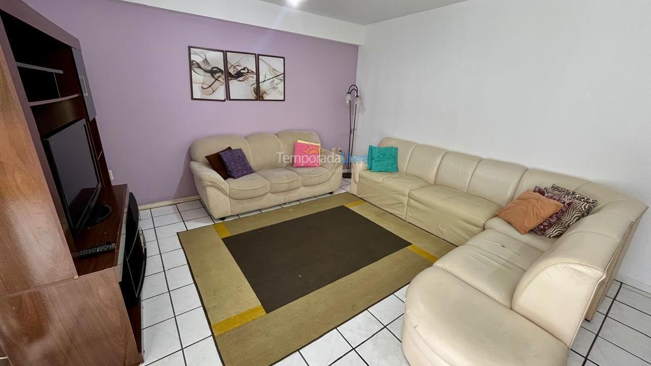 Apartamento para aluguel de temporada em Itapema (Meia Praia)