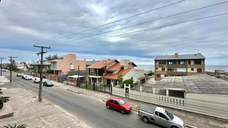 Apartamento a media cuadra de la playa - vista al mar - alquiler directo con el propietario.