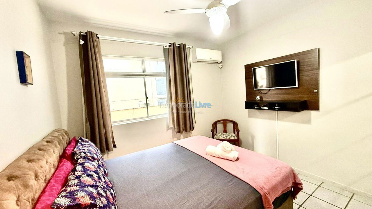 Apartamento para aluguel de temporada em Bombinhas (Praia de Bombas)