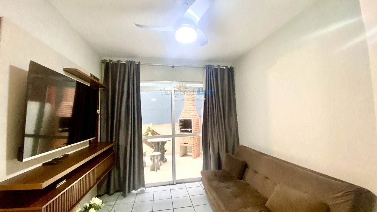 Apartamento para aluguel de temporada em Bombinhas (Praia de Bombas)