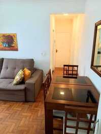 Apartamento en São Vicente, a 100 metros de la playa, con capacidad para 5 personas.