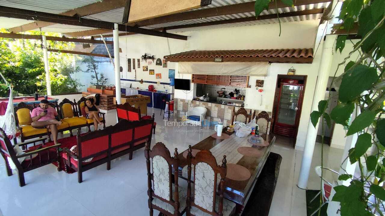 Chácara / sítio para aluguel de temporada em Itanhaém (Balneário Gaivotas)