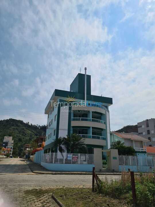 Apartment for vacation rental in Governador Celso Ramos (Praia de Palmas)