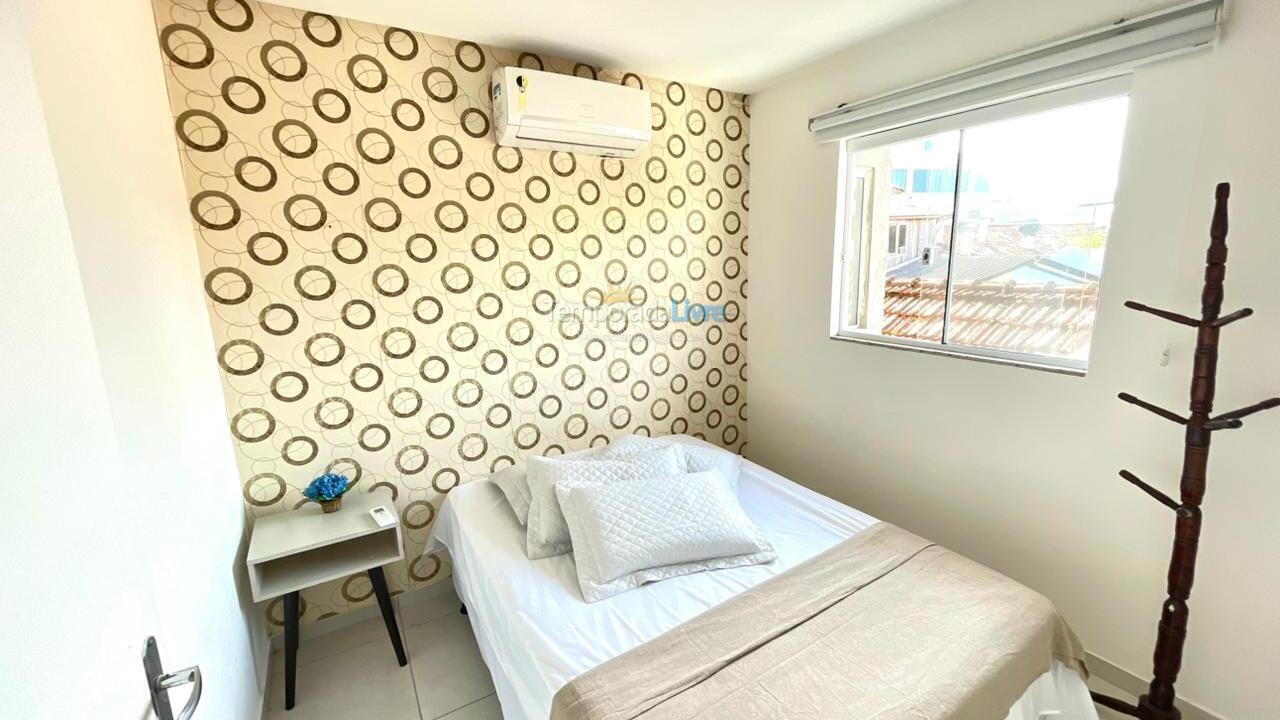 Apartamento para aluguel de temporada em Bombinhas (Canto Grande)