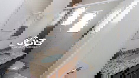 Incrível casa com piscina no Mariscal!