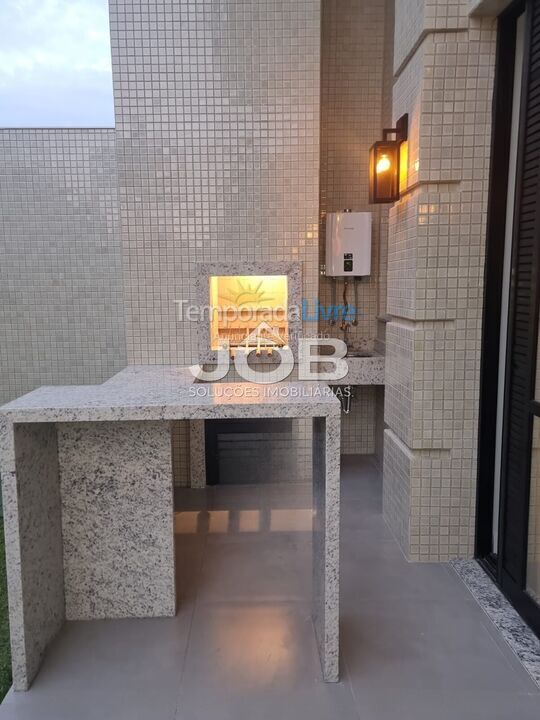 Apartment for vacation rental in Bombinhas (Canto Grande)