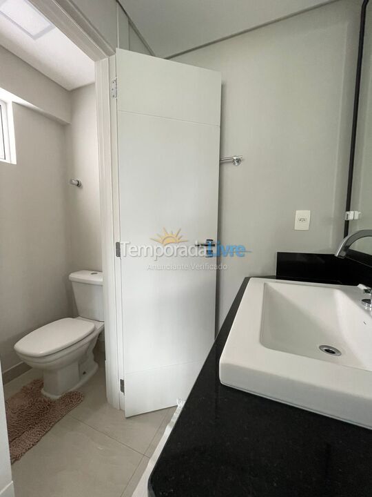 Casa para aluguel de temporada em Balneário Camboriú (Barra Sul)