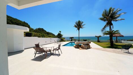 Casa de frente para o Mar em Balneário Camboriú