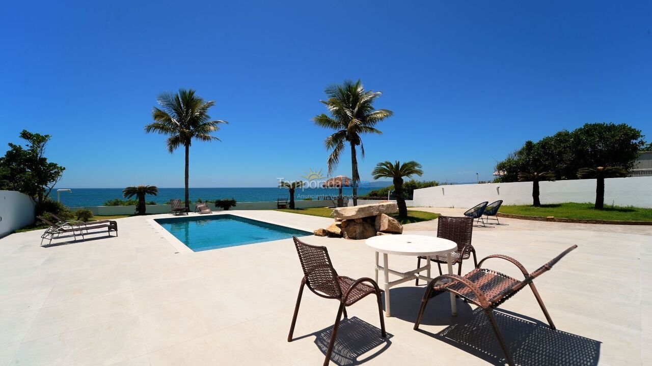 Casa para aluguel de temporada em Balneário Camboriú (Praia do Estaleirinho)