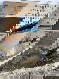 Casa em reforma  ... instalação de piscina em andamento 