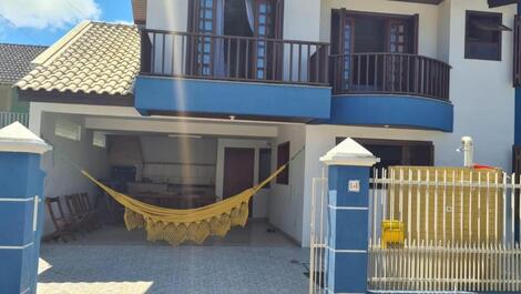 Casa con piscina para 12 personas en Canto Grande