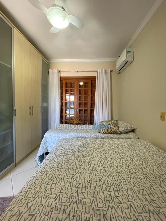 Casa para alquiler de vacaciones em Bombinhas (Canto Grande)