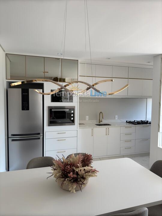 Apartment for vacation rental in Bombinhas (Praia de Bombas)