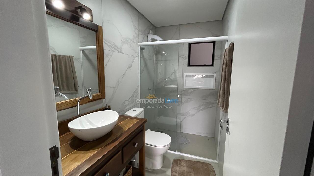 Apartment for vacation rental in Bombinhas (Mariscal)