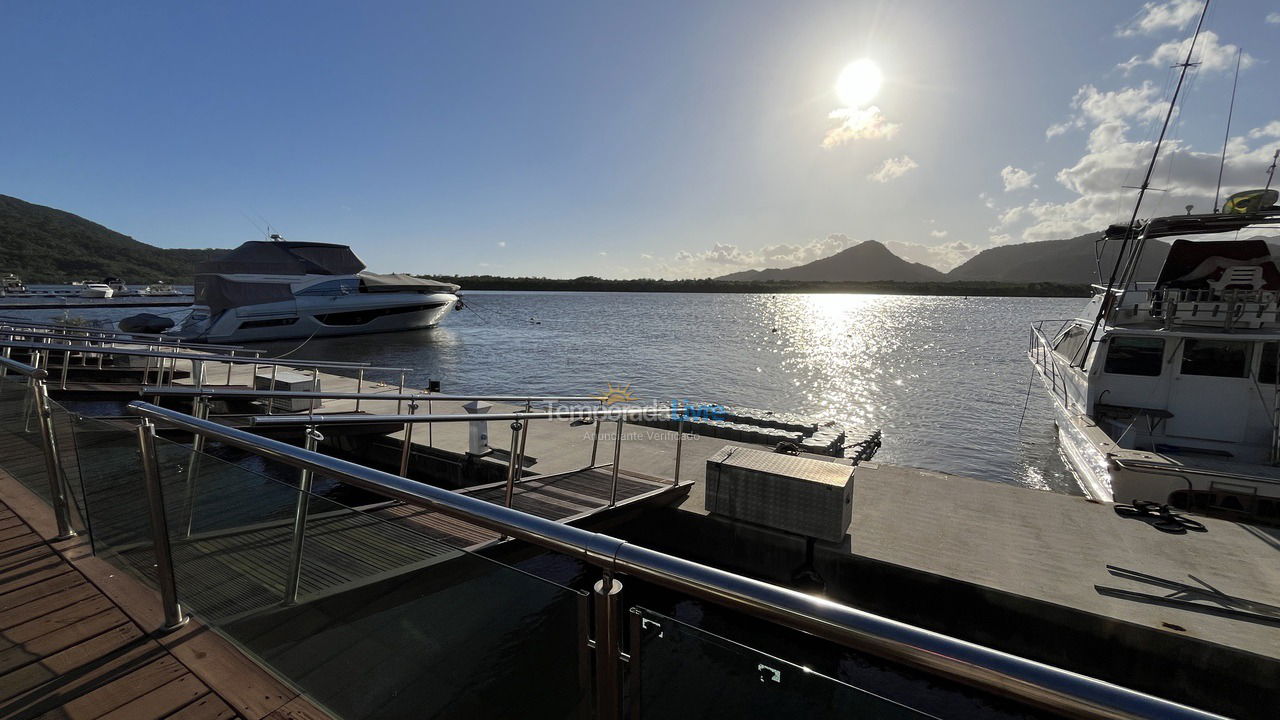 Casa para aluguel de temporada em Guarujá (Tujucupava)