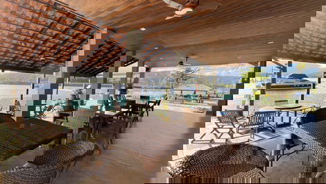 Casa em condomínio marina no Guarujá