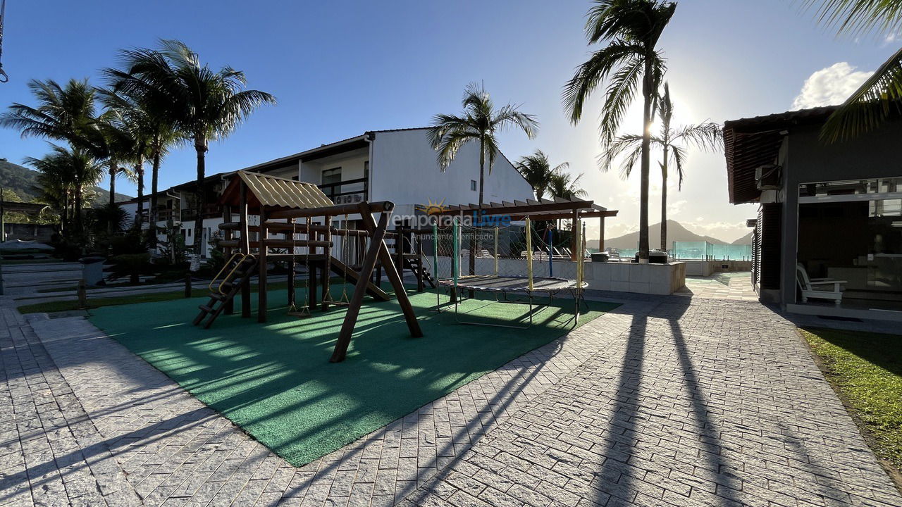 Casa para aluguel de temporada em Guarujá (Tujucupava)