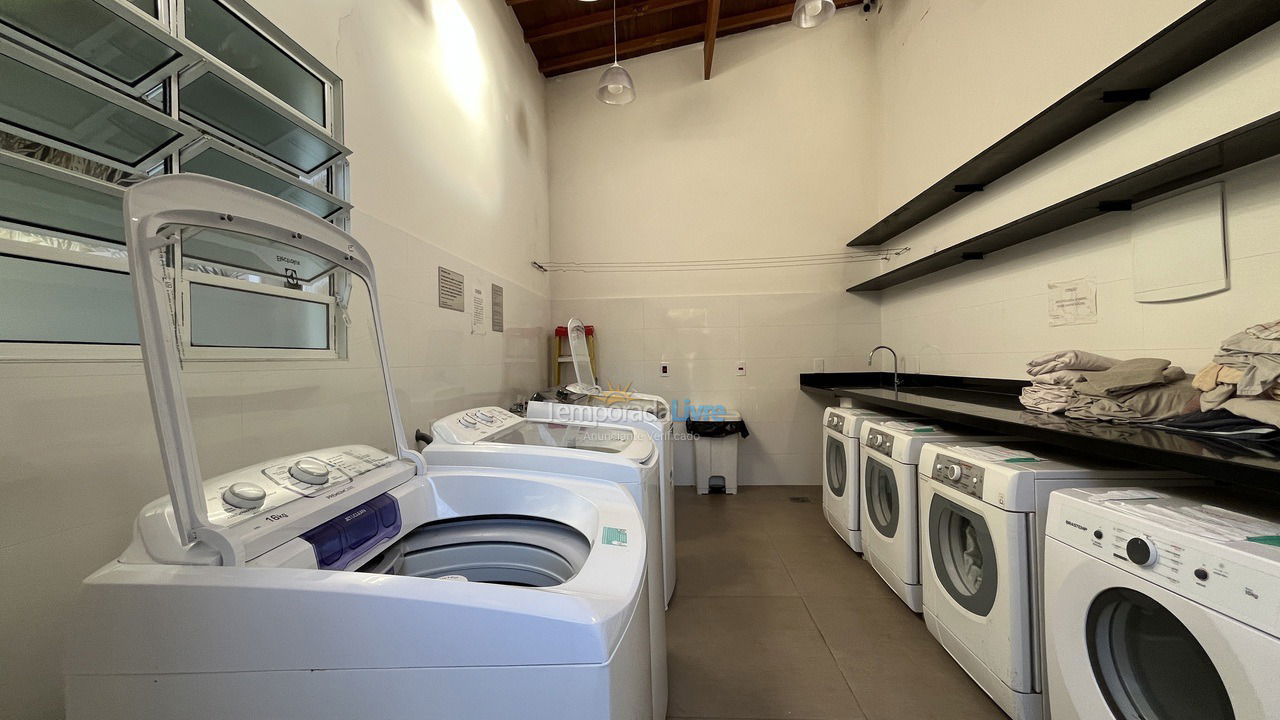 Casa para aluguel de temporada em Guarujá (Tujucupava)