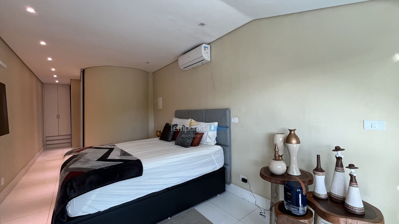 Casa para aluguel de temporada em Guarujá (Tujucupava)