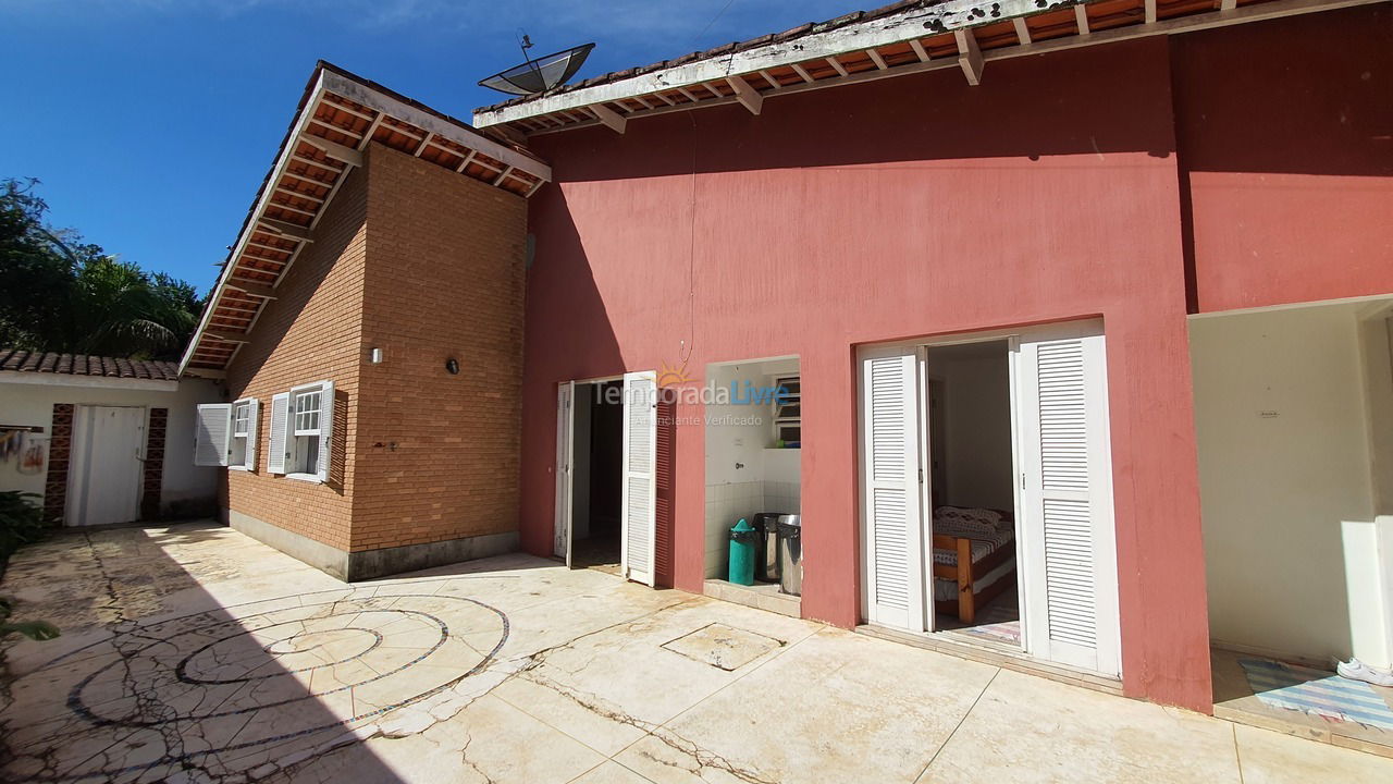 Casa para aluguel de temporada em Ubatuba (Praia de Itamambuca)