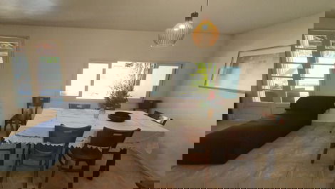 Descanso e diversão a apenas 350m da praia de Itamambuca