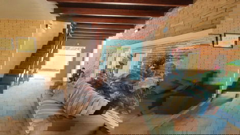 Descanso e diversão a apenas 350m da praia de Itamambuca