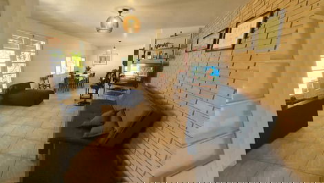 Descanso e diversão a apenas 350m da praia de Itamambuca