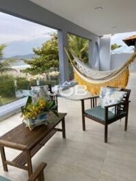 Casa pé na areia para 14 pessoas na praia do Mariscal