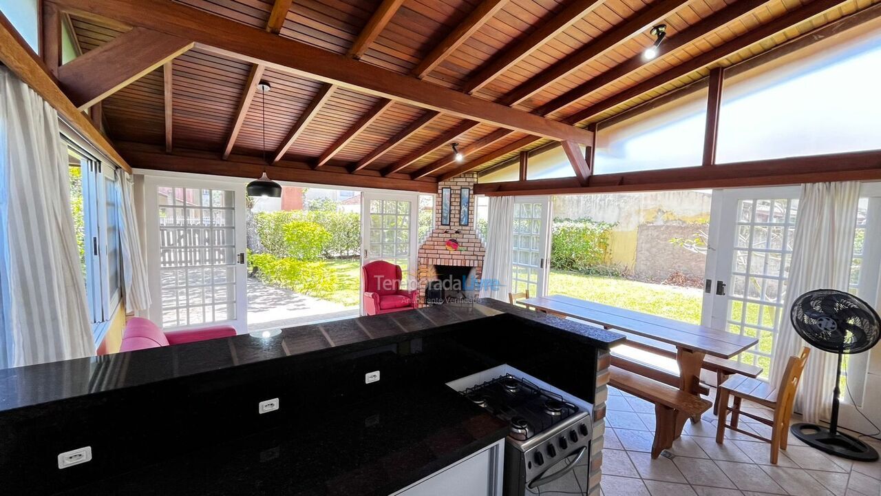 Casa para alquiler de vacaciones em Florianópolis (Cachoeira do Bom Jesus)