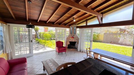 Casa de 3 dormitorios en Cachoeira do Bom Jesus.