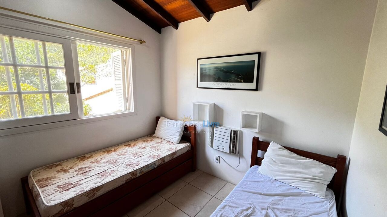 Casa para alquiler de vacaciones em Florianópolis (Cachoeira do Bom Jesus)