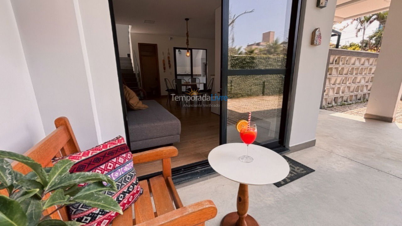 Casa para alquiler de vacaciones em Bombinhas (Canto Grande)