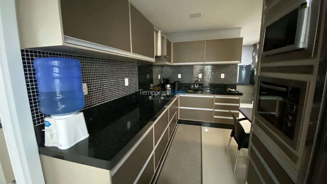 Apartamento para aluguel de temporada em Balneário Camboriú (Praia Central)