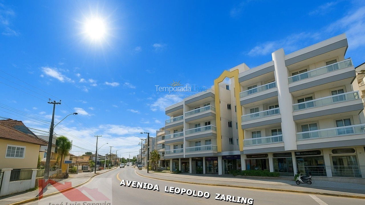 Apartamento para alquiler de vacaciones em Bombinhas (Praia de Bombas)