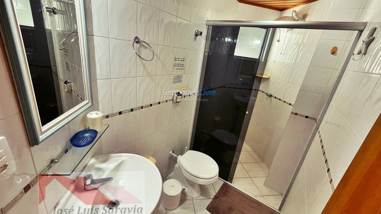 Apartamento para alquiler de vacaciones em Bombinhas (Praia de Bombas)