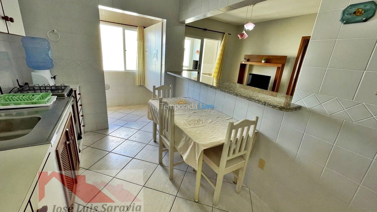 Apartamento para alquiler de vacaciones em Bombinhas (Praia de Bombas)