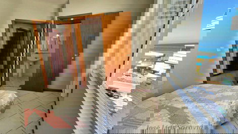 Apartamento con vista al mar a 50 metros de la playa Bombas para 6 personas