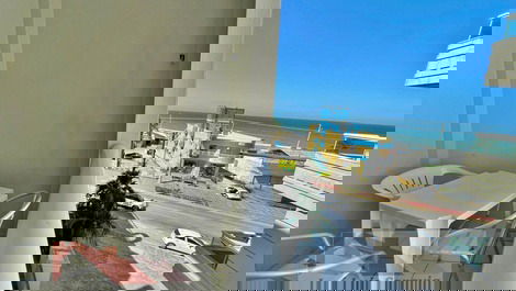 Apartamento con vista al mar a 50 metros de la playa Bombas para 6 personas