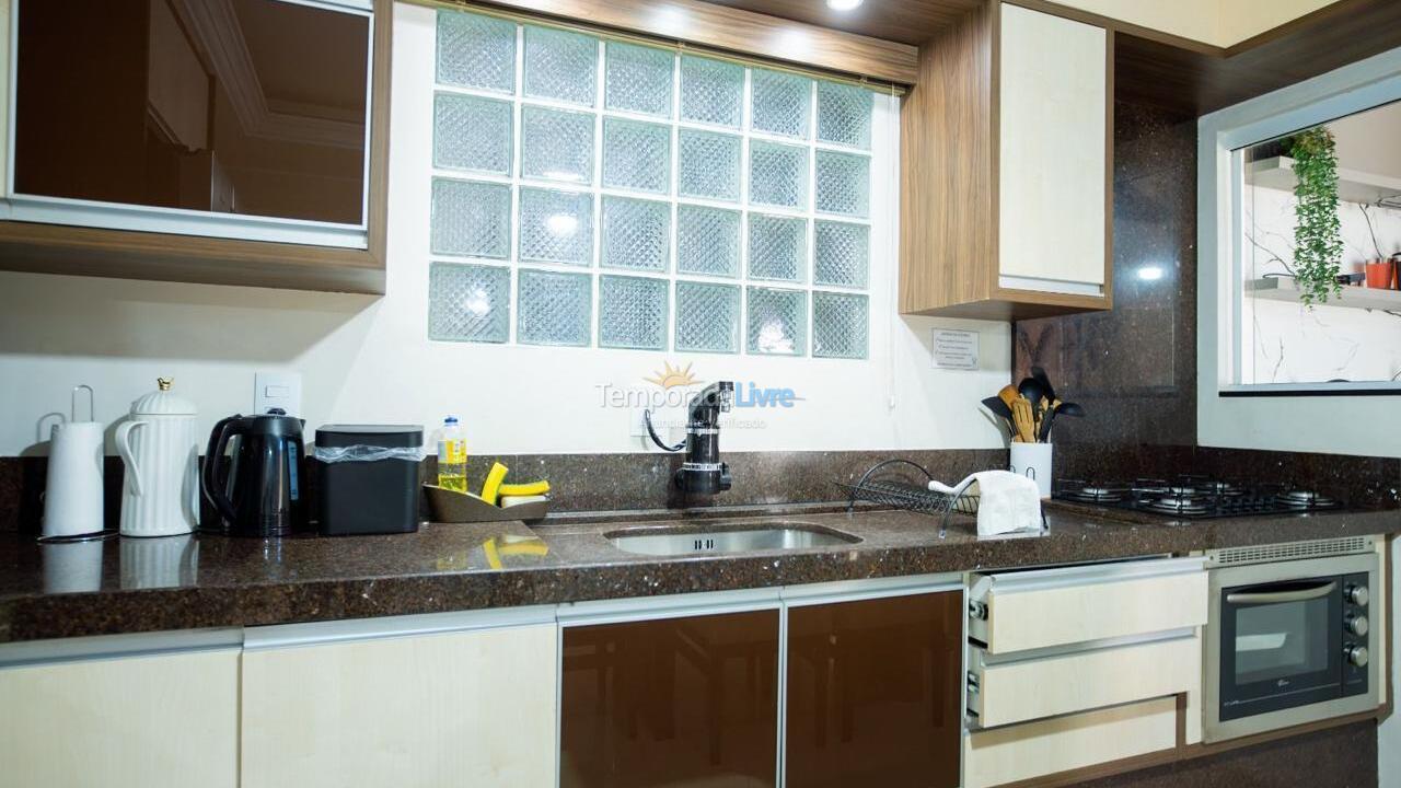 Casa para aluguel de temporada em Bombinhas (Praia de Zimbros)