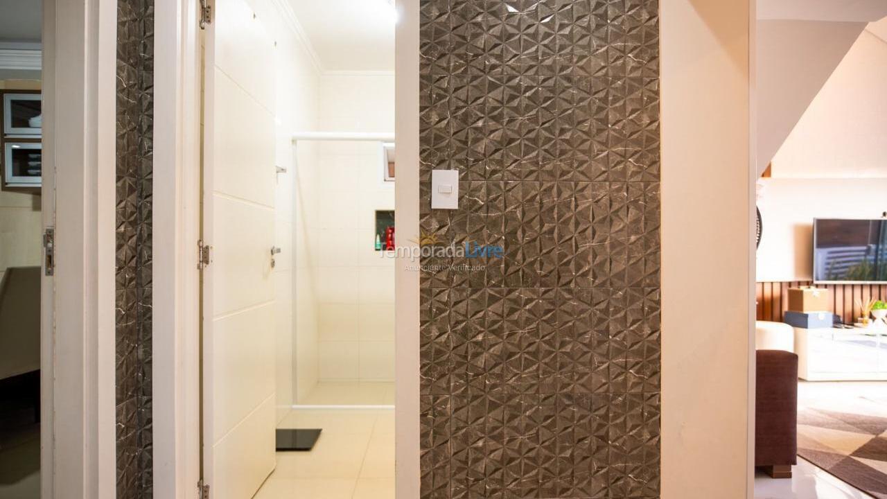 Casa para aluguel de temporada em Bombinhas (Praia de Zimbros)